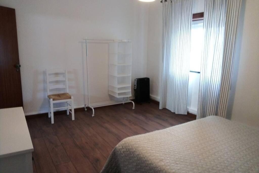 De Ca - Suite Com Acesso Independente E Kitchenette Lousa  Luaran gambar